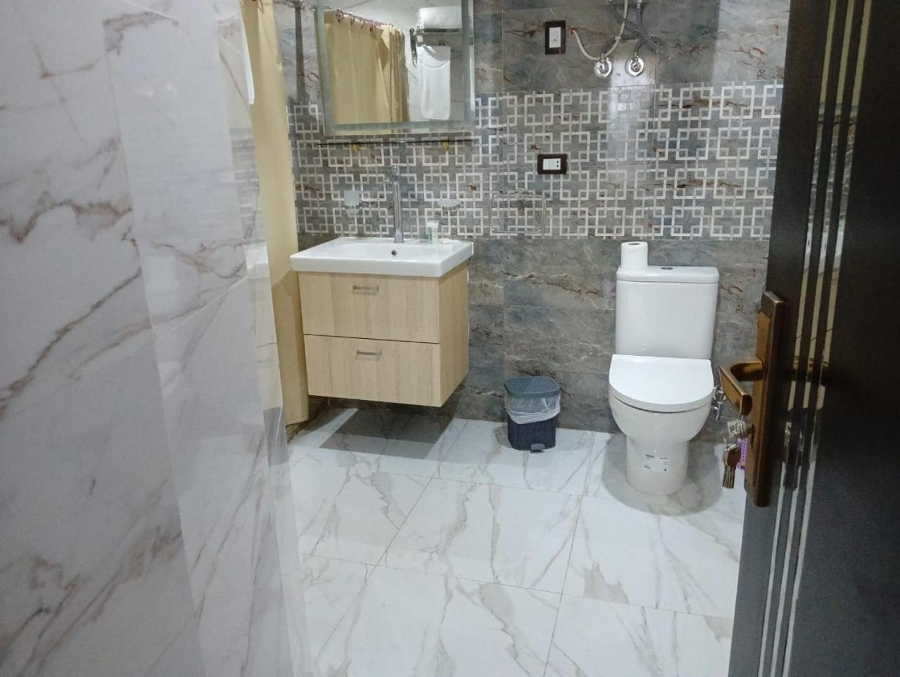 Porto Marina Apartments Powered By Amer-Group 엘 알라메인 외부 사진